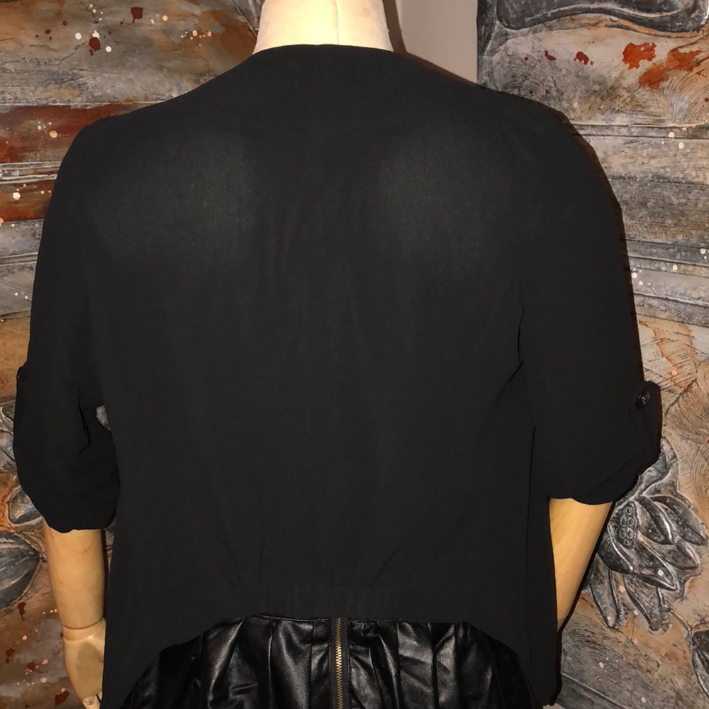 🏷 Sheer Jacket - Picture 2 of 6